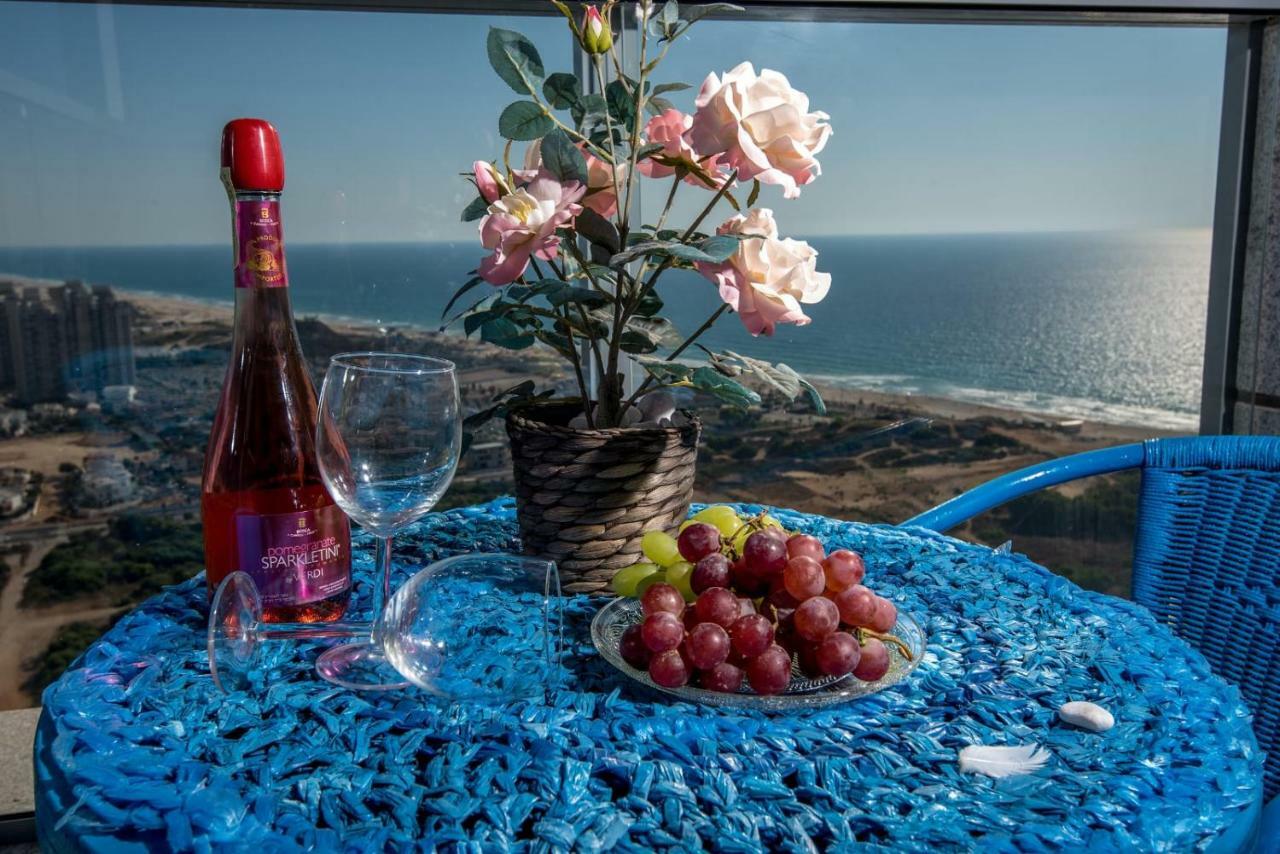 35Th Floor 4 Rooms On The Sea Bat Yam Exterior foto